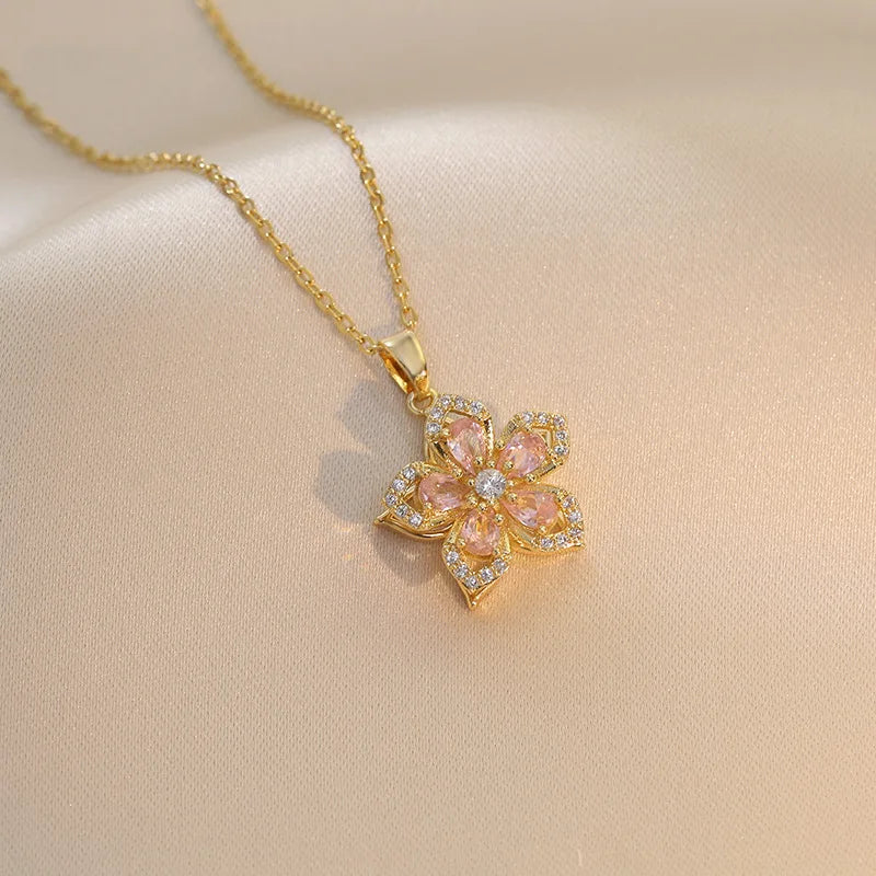 Rotatable Flower Necklace